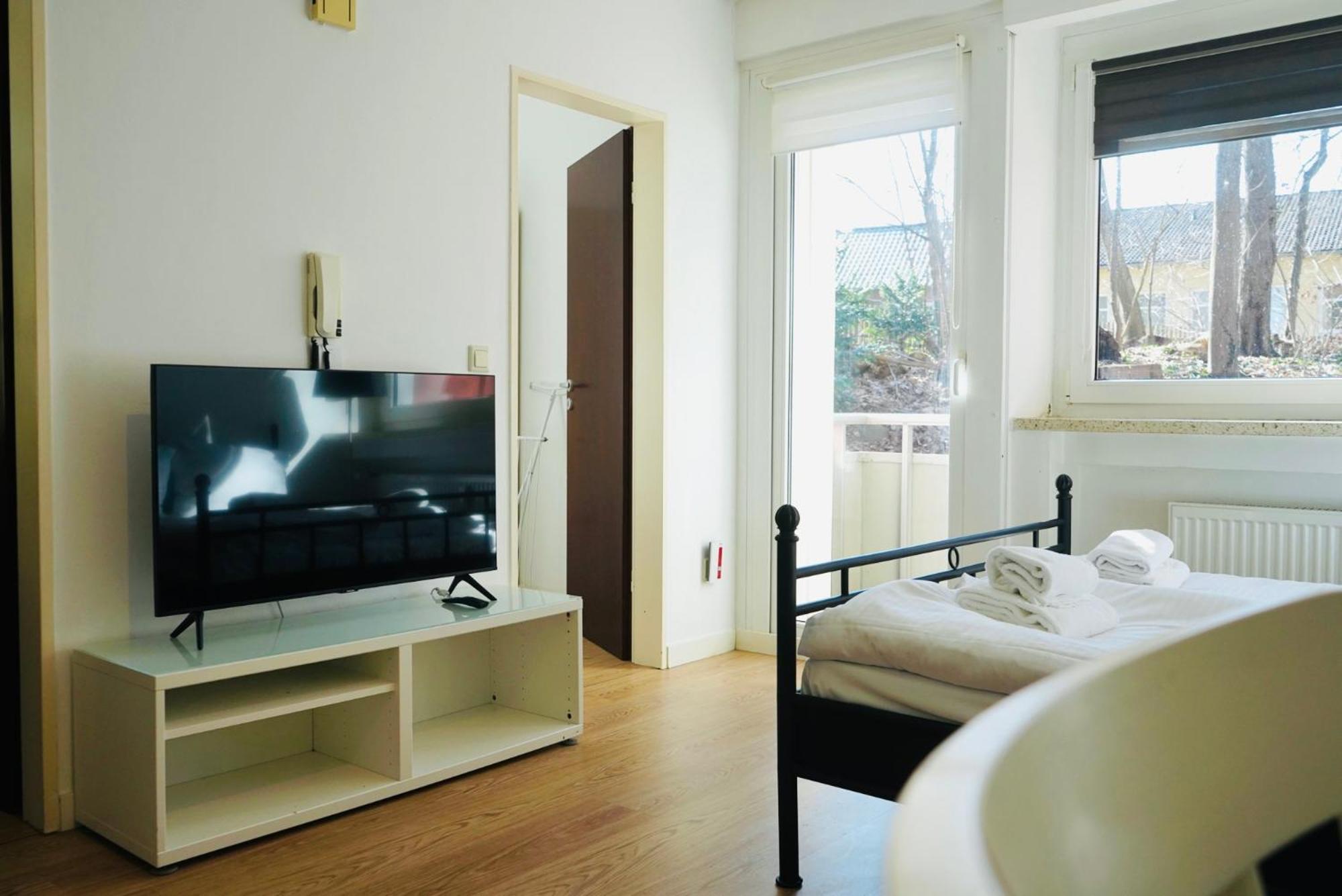 Kompaktes Apartment In Ruhiger Lage Wolfsburg Buitenkant foto